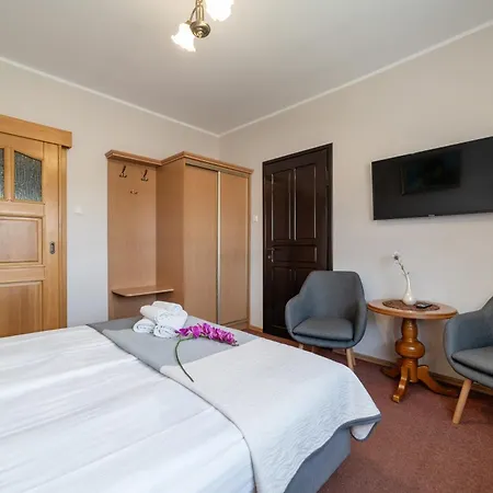 Kojak 3* Jastrzębia Góra