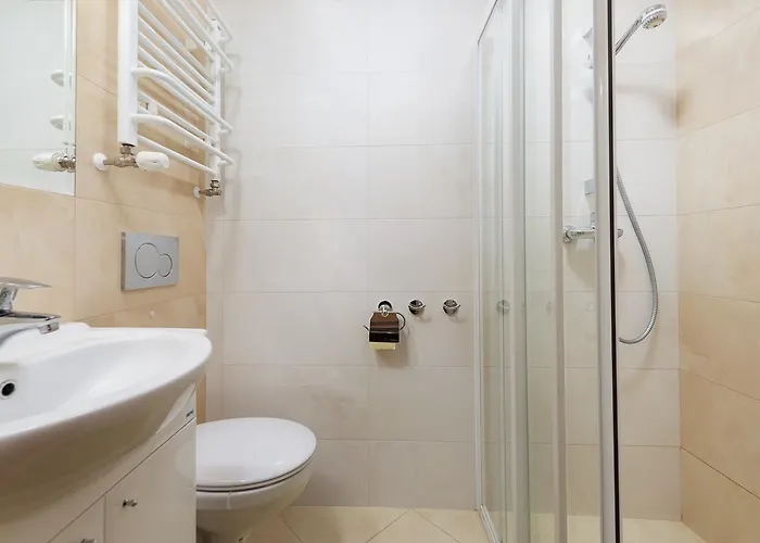 住宿加早餐酒店 Kojak Jastrzębia Góra